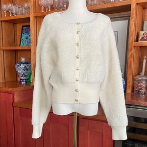 Camila Coehlo Cozy Fuzzy Button-Front Cardigan in Cream Large Quiet Luxury